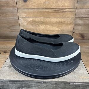 Ecco Womens 6-6.5 Barentz Black Ballerina Flats Suede Casual Slip-ons Shoes